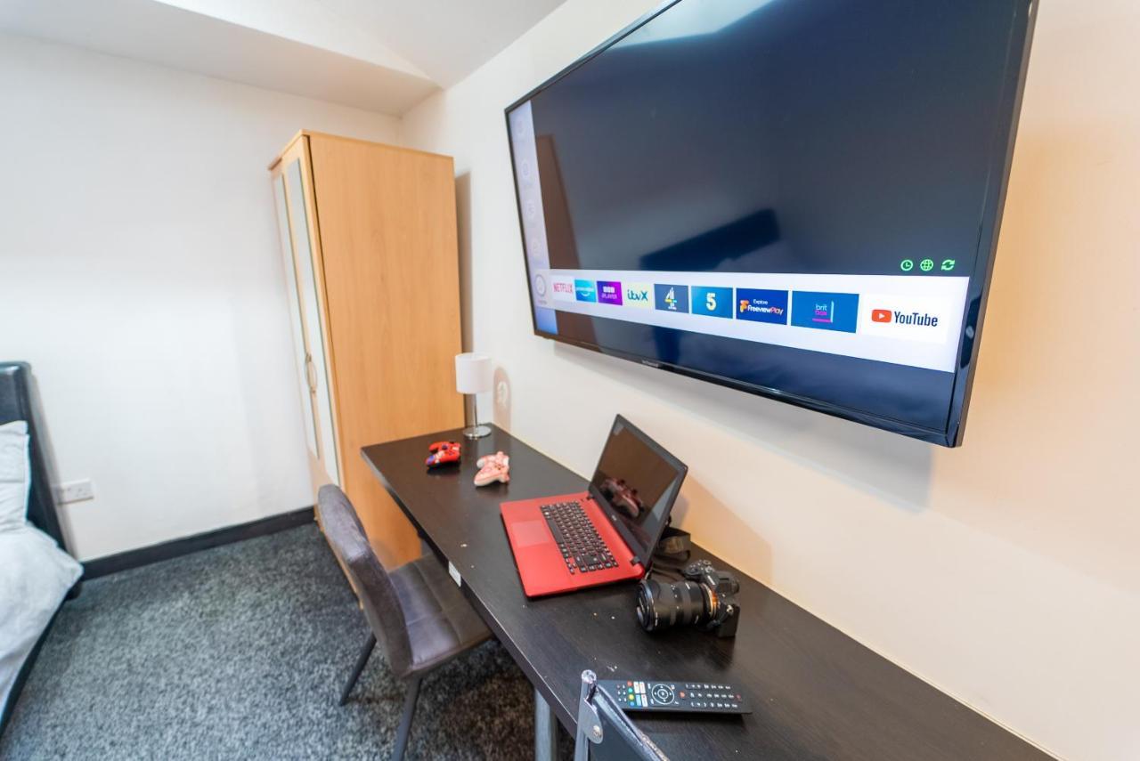 Staysa Equipped Studios Near Qe And Uob In Guesthouse Close To The City! 버밍엄 객실 사진