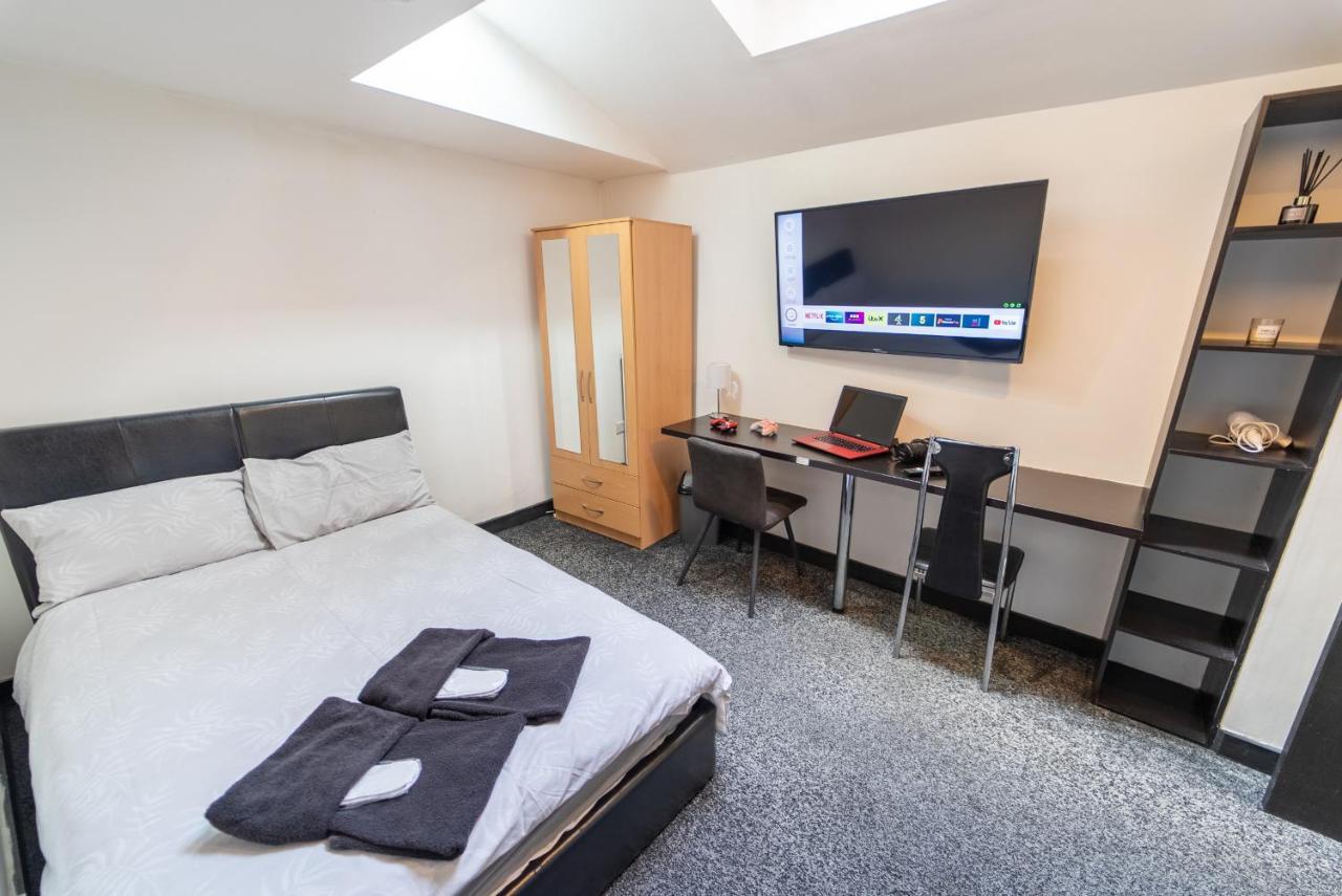 Staysa Equipped Studios Near Qe And Uob In Guesthouse Close To The City! 버밍엄 객실 사진