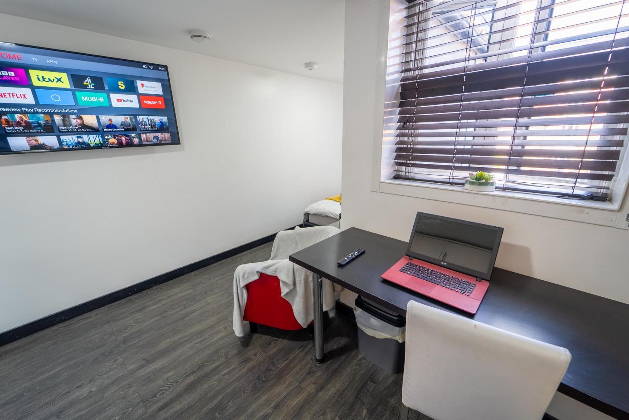 Staysa Equipped Studios Near Qe And Uob In Guesthouse Close To The City! 버밍엄 객실 사진